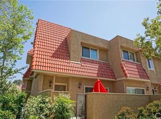17934 River Cir APT 1, Santa Clarita, CA 91387
