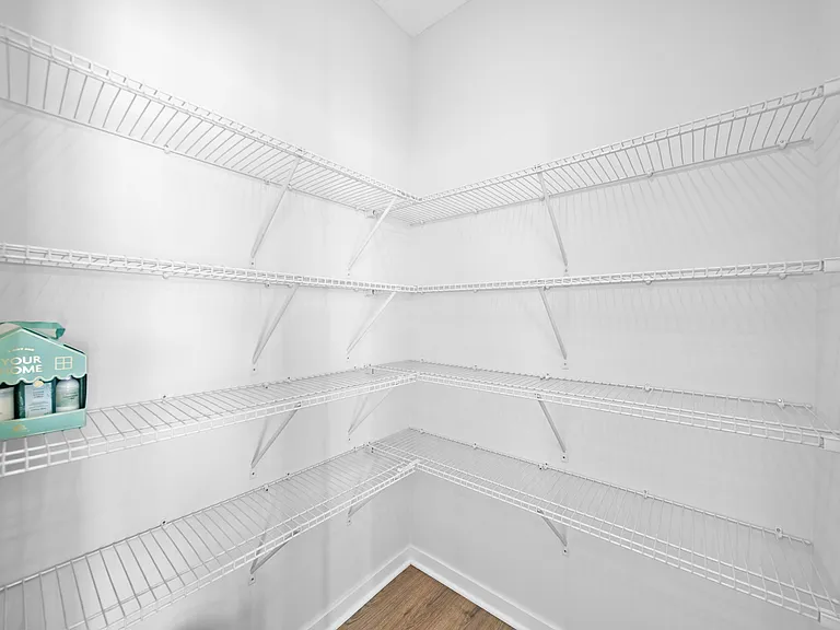 511 Darliene Dr — Photo 17