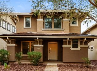 992 S Hawk Ln, Gilbert, AZ 85296