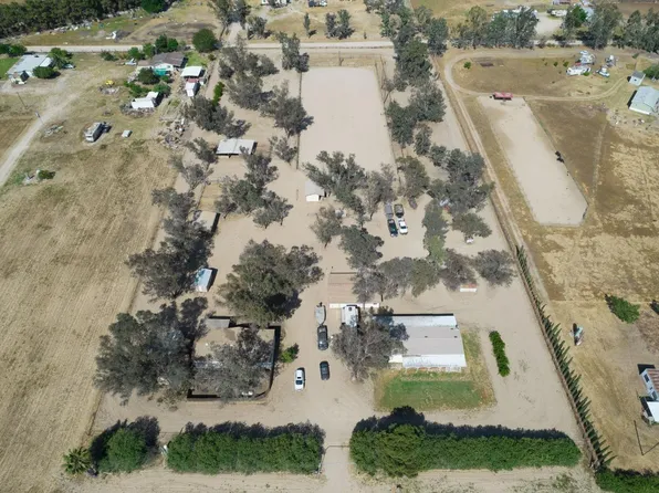 3767 S Butte Ave, Kerman, CA 93630