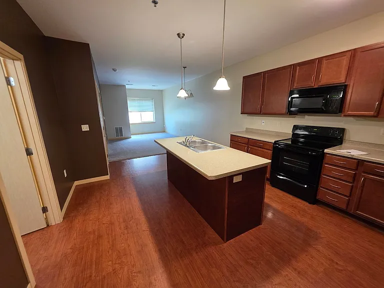 City Deck Landing — Photo 29