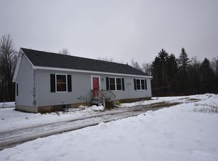 5 Weeks Rd, Peru, MA 01235