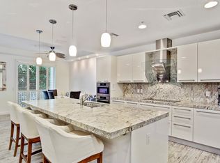 339 Oak St #B3, Hollywood, FL 33019