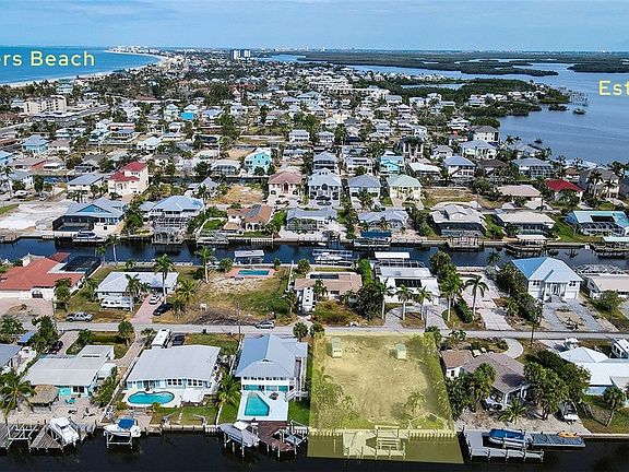 2nd image of 206 Ibis St