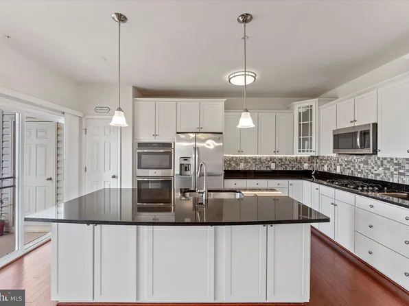 43518 Stonecliff Ter, Chantilly, VA 20152