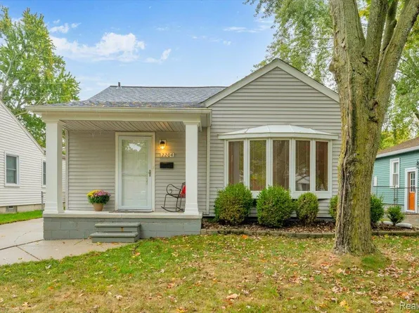 2204 Dallas Ave, Royal Oak, MI 48067