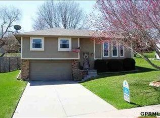 13011 Crown Point Ave, Omaha, NE 68164