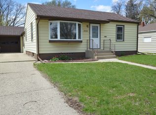 1620 S 3rd St, Aberdeen, SD 57401