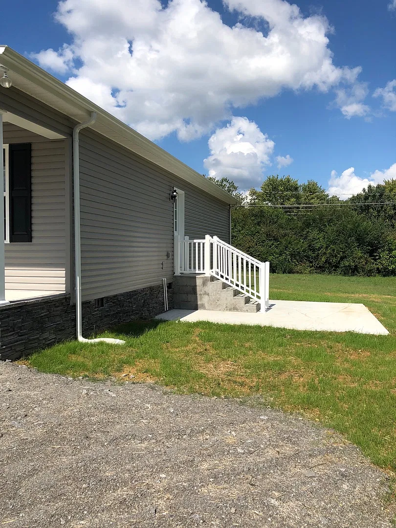 Charming Home in Convenient Tullahoma Location... — Photo 3