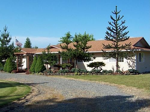 1st image of 249 Oak Meadows Ln