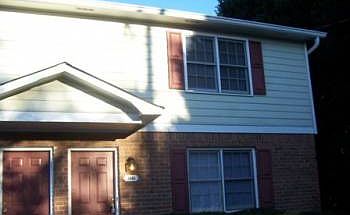 1st image of 2886 Spruce Cir