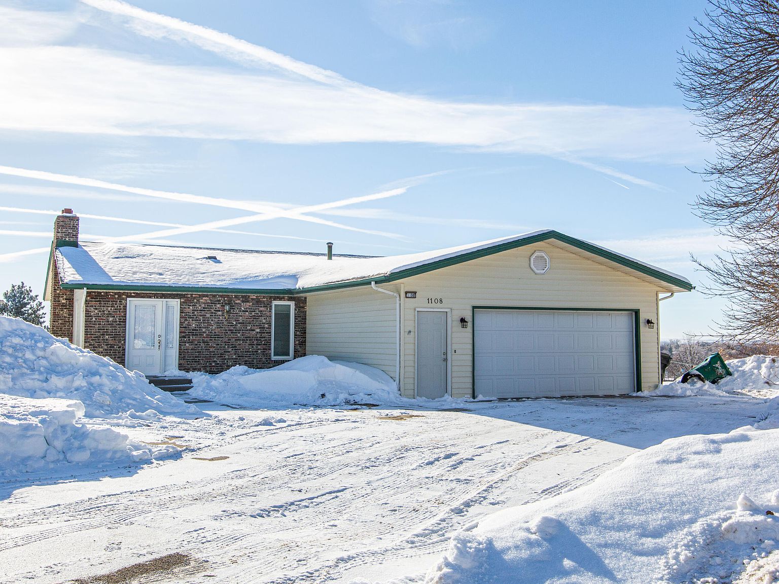 1108 Hillside Ter, Bismarck, ND 58501 Zillow