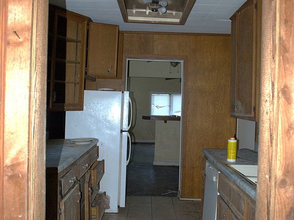 2nd image of 108 22nd St SE