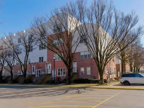 233 Sunset Boulevard, Bronx, NY 10473