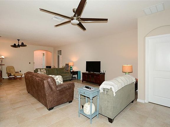 5th image of 466 Grande Vista Blvd