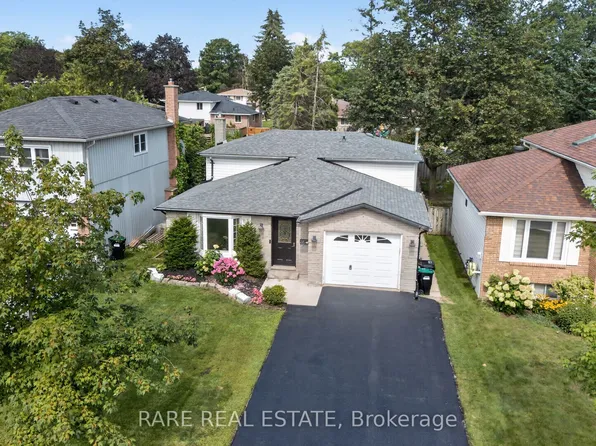 46 Ridgeway Ave, Barrie, ON L4N 5L2