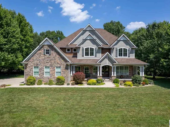 2165 Hawthorn Woods Rd, Terre Haute, IN 47803