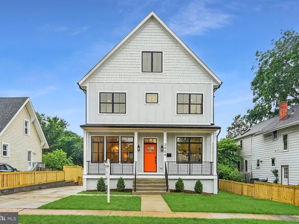 2504 2nd Rd N, Arlington, VA 22201