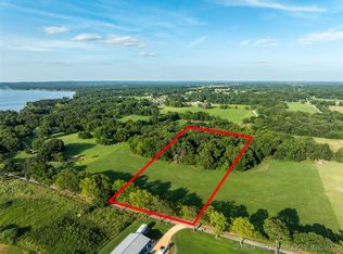 2 S 613th Rd, Grove, OK 74344