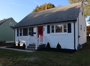 806 Falesky St, Rahway, NJ 07065