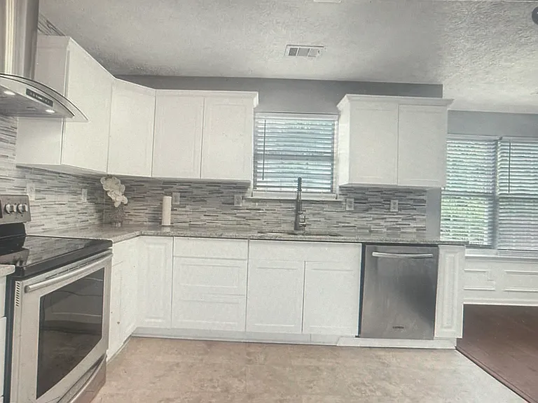 2592 Brookgate Xing — Photo 7