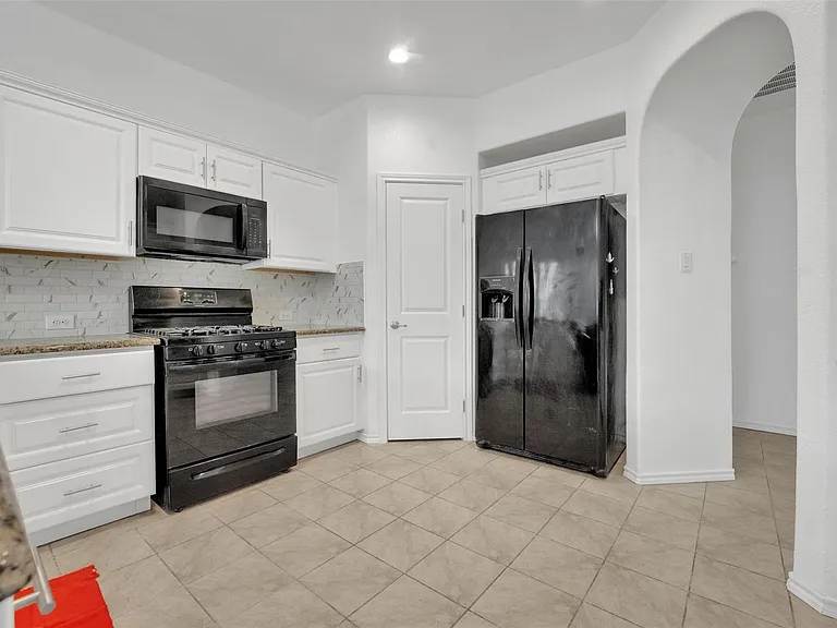 144 Creek Terrace Dr — Photo 15