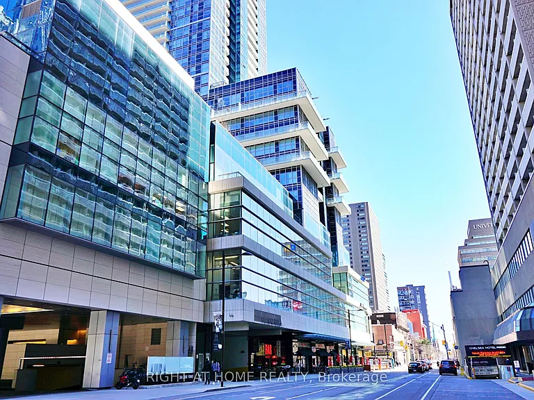 386 Yonge St #4207 — Photo 3