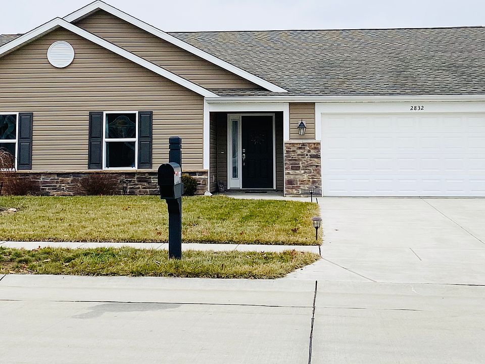 1st image of 2832 Morallion Dr