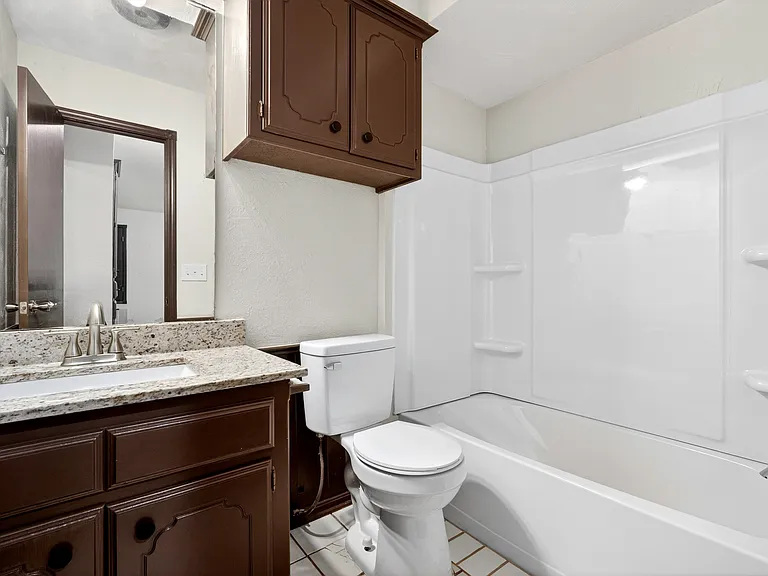 742 W Juniper Dr — Photo 9