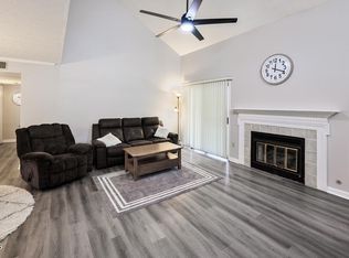 412 Oak Hollow Ct, Raleigh, NC 27613