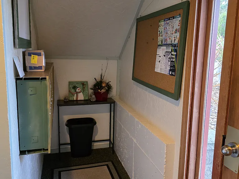 929 N 98th St #24 — Photo 20