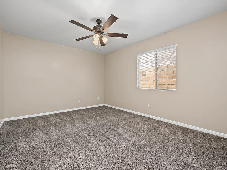7005 Colony Park Dr — Photo 16