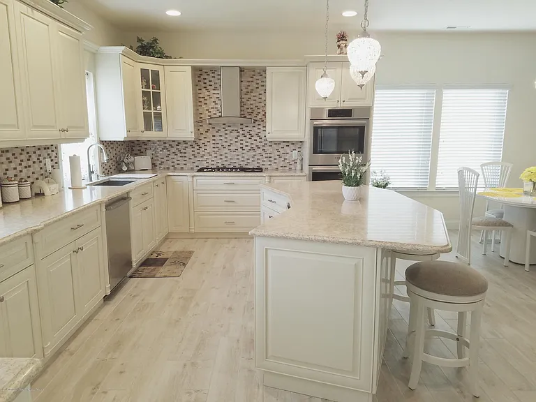 12 Cindy Ct — Photo 11
