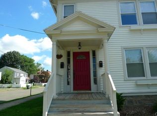 30 Calvin Ave, Bridgeport, CT 06604