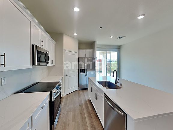 3rd image of 497 Silverbell Falls Pl
