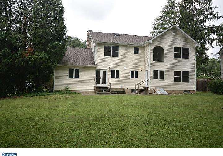 2nd image of 79 Leavitt Ln