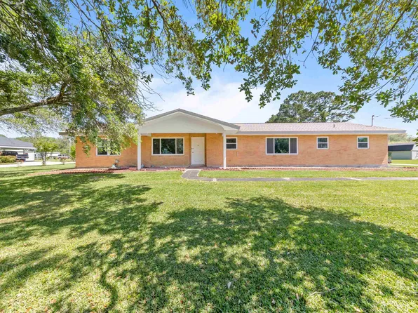 2045 Terrace Rd, Saint Martinville, LA 70582