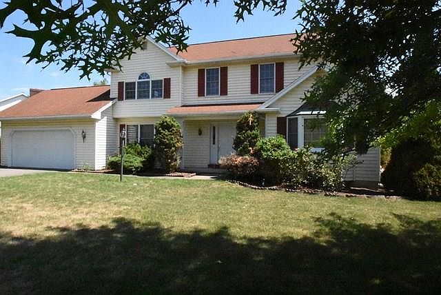 1st image of 229 Kennedy Dr