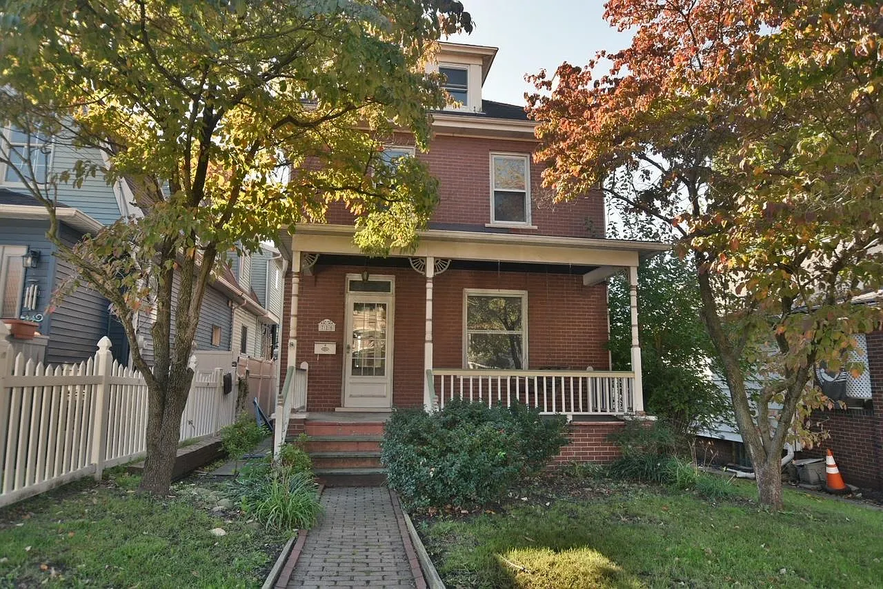 716 14th St photo 1