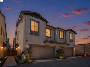 38 Fern Ln, Pittsburg, CA 94565
