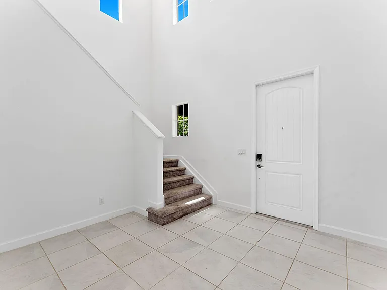 19160 Croft Mill Xing — Photo 6
