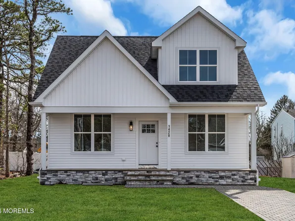 1428 Fifth Avenue, Toms River, NJ 08757