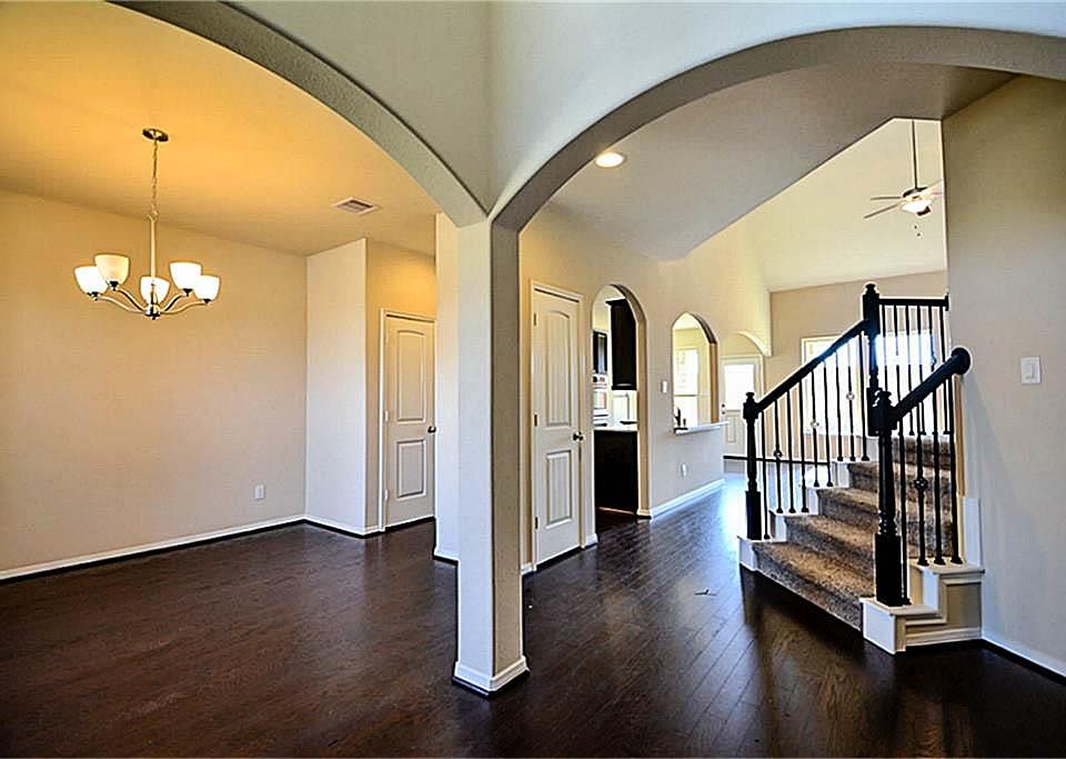 1st image of 23506 Ortensia St