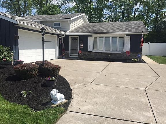 2nd image of 20431 Village Green Dr