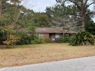 1734 Lady Ashley St, Charleston, SC 29412