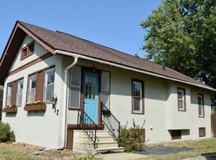 917 W 11th St, Waterloo, IA 50702