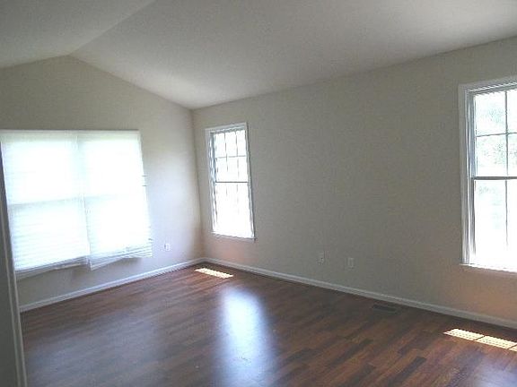 4th image of 26668 Island Lake Dr #1