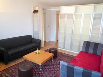 Rented by R New York