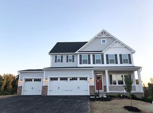 326 Dior Dr, Zelienople, PA