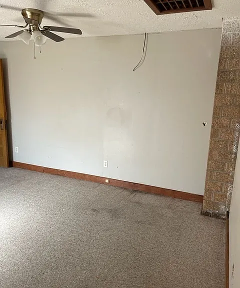 103 S Main St — Photo 9
